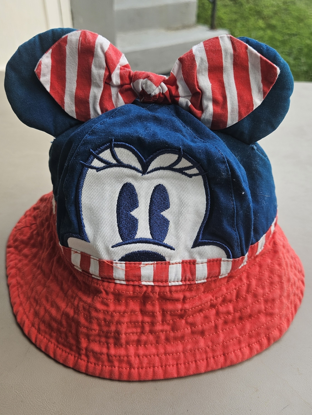 Disney Red & Navy Minnie Mouse Bow Bucket Hat for Kids